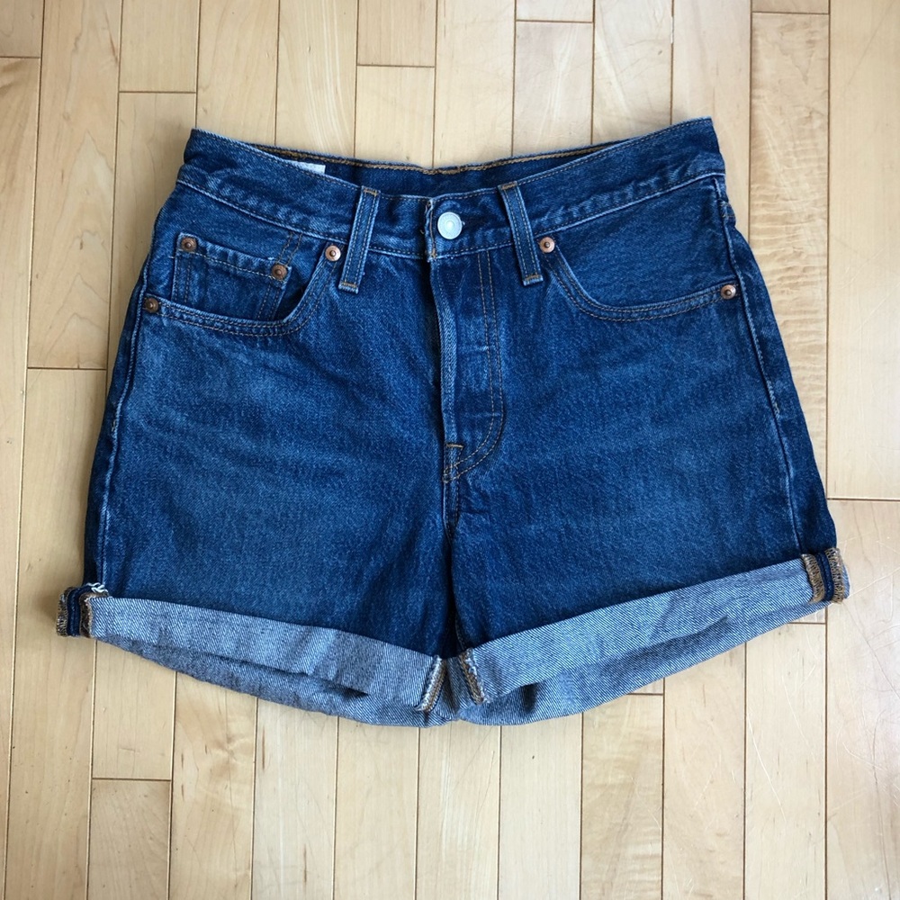Levi’s 501 High Rise Women’s Shorts, Size 24
